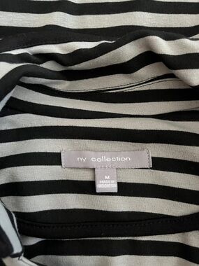 NY Collection Black and Gray Striped Top
